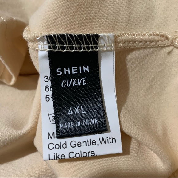 Teddy Bear Turning into Green Alien Cropped Tee NWOT - Picture 8 of 9